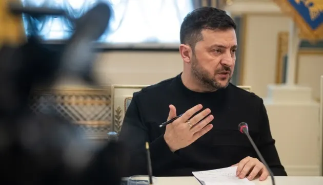 Зеленський підтвердив удари по НПЗ у Сизрані та заводу дронів у Таганрозі
