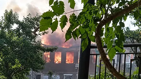 Російські БпЛА атакували Київ: пошкоджено будівлі, є поранені
