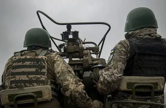 ППО знешкодила 101 із 138 російських дронів, атака триває