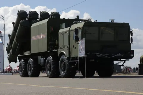 Ракетну батарею під Кронштадтом замаскували на картах «Яндекса»