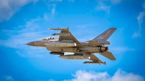 Румунський F-16 знищив морський дрон біля газової платформи Neptun Alpha