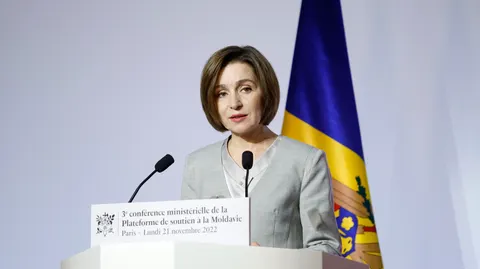 Санду закликає посилити тиск на РФ після падіння дрона в Молдові