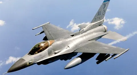 Румунський F-16 збив безпілотник над Чорним морем