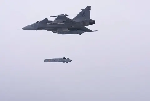 Швеція вперше випробувала Taurus з винищувача Gripen