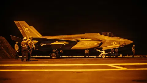 США та Іран обмінялися ракетними ударами після атаки на острів Ларак
