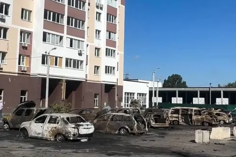 Дрон влучив у ЖК журналістки Аліни Доротюк: пошкоджено автівки