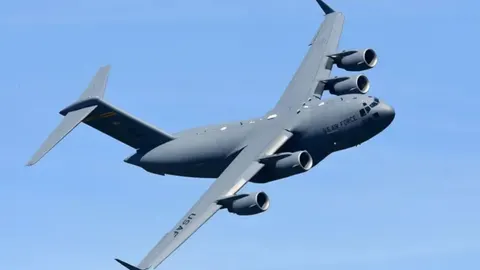 Літак ВПС США розвернувся через російську космічну активність