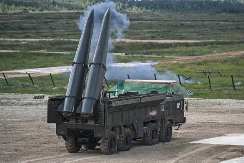 Росія має до 630 балістичних ракет: Зеленський про загрози