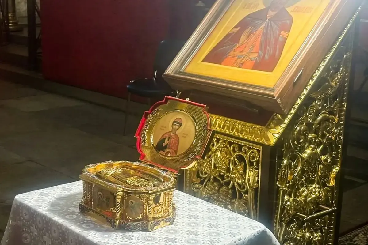 Настоятель монастиря в Херсонесі пов'язав меншу кількість атак БпЛА на Севастополь із мощами Донського