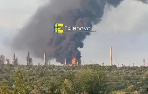 Удари дронів зупинили переробку на двох НПЗ «Роснефті» — Сизрань і Саратов