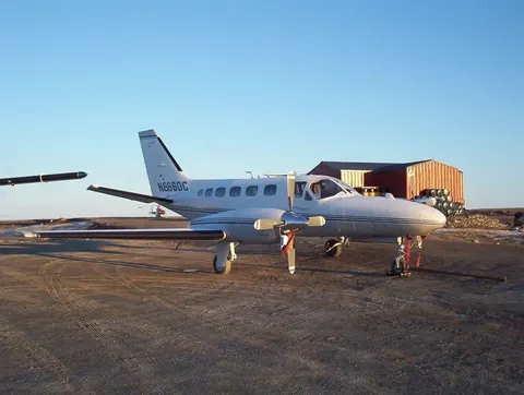На Алясці зазнав аварії літак Cessna 441: на борту перебували восьмеро людей