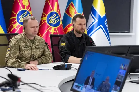 Нові пакети допомоги: ППО, F-16, дрони та боєприпаси для України