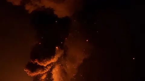 Атака дронів на Гостомель: пожежа на складах, влада підтвердила влучання