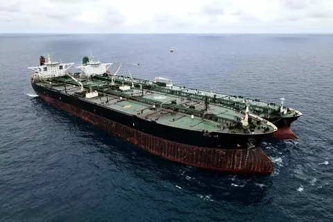 Росія перенаправляє казахстанську нафту до Чорного моря через атаки дронів