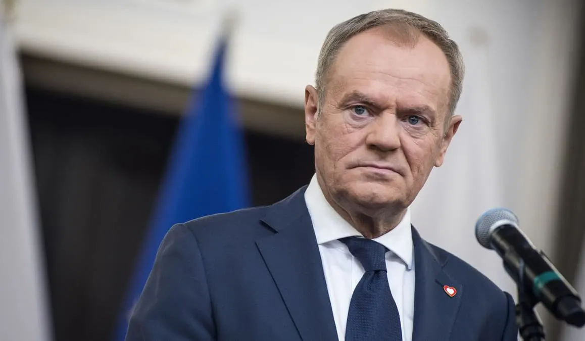 Польща підняла винищувачі: дрон РФ упав за 4 км від кордону