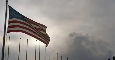 США оголосили найвищий рівень небезпеки для поїздок в Україну