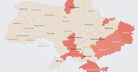 Повітряні сили: ударні БпЛА атакують Україну зі сходу, півдня та півночі