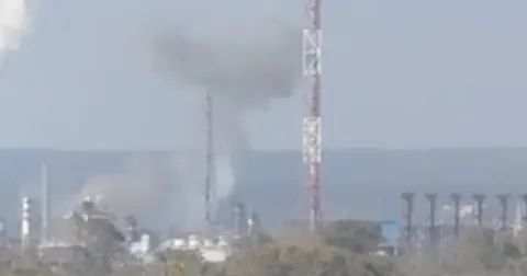 Ракети FP-5 «Фламінго» вразили хімзавод у Волгограді та логістичний центр у Саратові