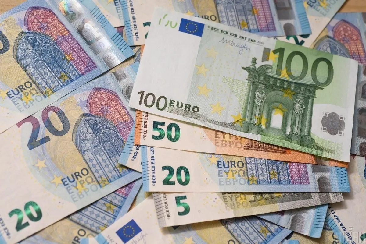 ЄС передає Україні 3,3 млрд євро на ракети й дрони