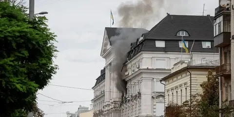 Російський дрон влучив у будівлю СБУ в Києві: що відомо