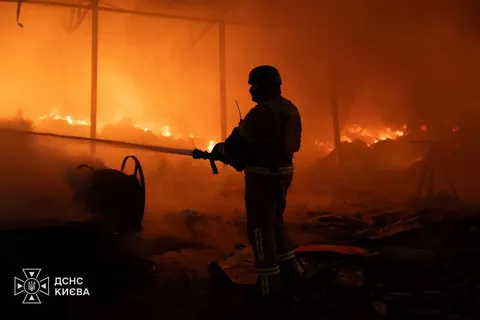 Нічна атака: ППО збила 33 ракети та 166 дронів