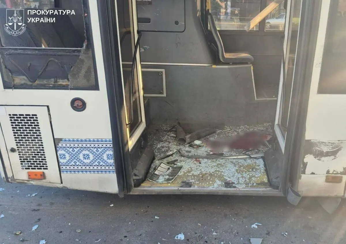 Росіяни двічі вдарили дронами по Запоріжжю: поранено вісьмох людей