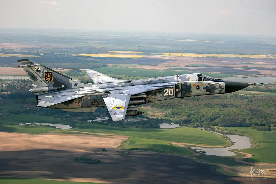 Сили оборони уразили Су-24 в Криму та позиції запуску БпЛА під Донецьком