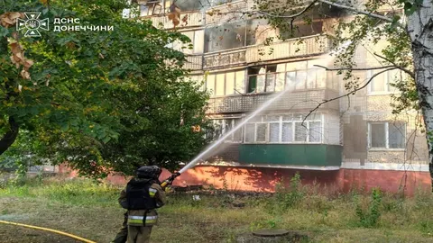 FPV-дрони окупантів спричинили пожежі у трьох багатоповерхівках Краматорська