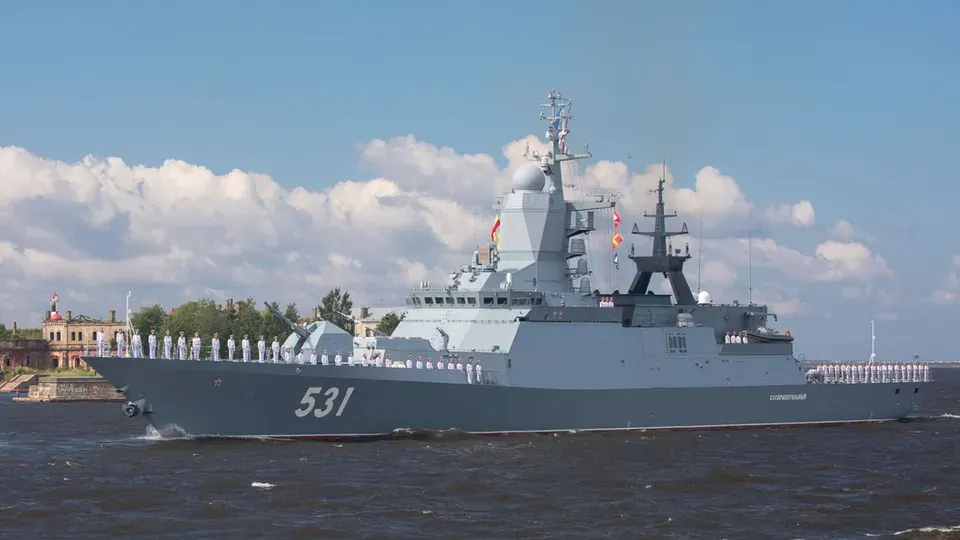Росія нагородила командира корвета за сигнальні ракети в бік вертольота Данії