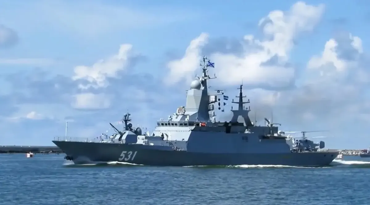 Командира корвета РФ нагородили за сигнальні ракети в бік данського гелікоптера