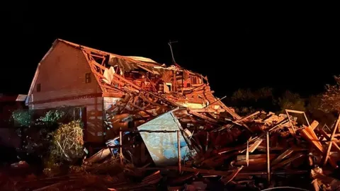 Нічна атака дронів на Леб'яже на Харківщині: двоє загиблих, є поранені