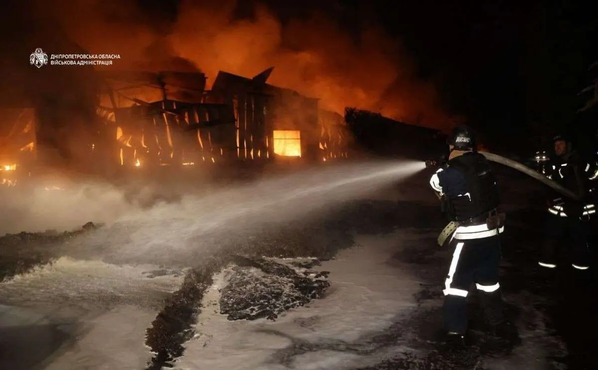 Нічна атака на Дніпропетровщину: удари по чотирьох районах, є загиблі