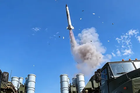 Росія масовано застосовує навчальні ракети Rm48u проти України