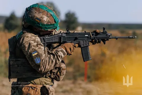 Втрати РФ за добу: 1440 окупантів, 77 артсистем і 1890 БпЛА