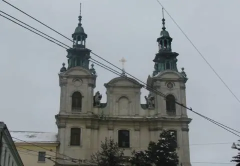 ППО збила 187 із 200 дронів, атака на Україну триває
