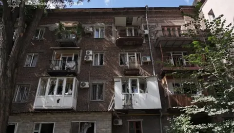 Атака БпЛА на Запоріжжя: поранені та пошкоджена багатоповерхівка