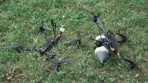 FPV-дрон влучив у Стецьківці на Харківщині: поранені двоє людей