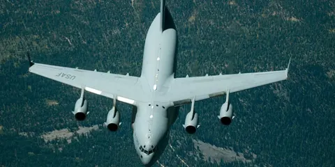 Візит директора ЦРУ до Москви: чому обрали C-17, здатний везти танк Abrams