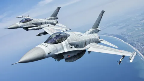 Румунія підіймала F-16 через повітряні цілі поблизу кордону з Україною