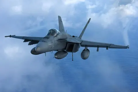 Гіперзвукову ракету Blackbeard випробовують на F/A-18 Super Hornet