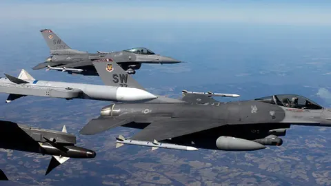 F-16 можуть залишитися без ракет: дефіцит AMRAAM та Sidewinder