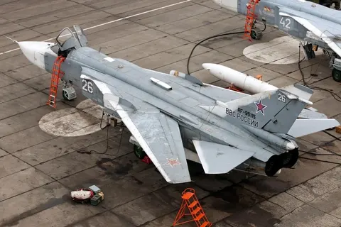 Генштаб: уражено Су-24 на аеродромі «Саки» та місце запуску ударних БпЛА