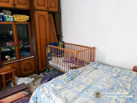 У Херсоні дрон РФ скинув боєприпас у ліжечко дворічної дитини