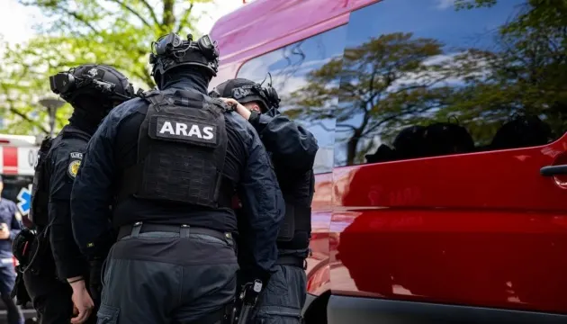 У Литві в лісі знайшли триметровий безпілотник: місце оточила поліція