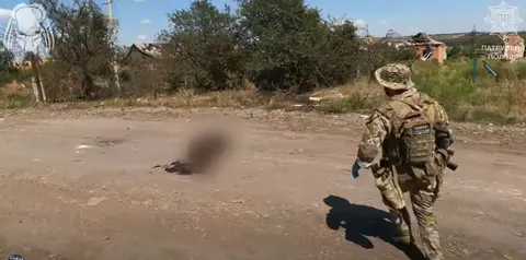 На Костянтинівському напрямку бійці «Хижака» врятували пораненого цивільного під FPV-дронами