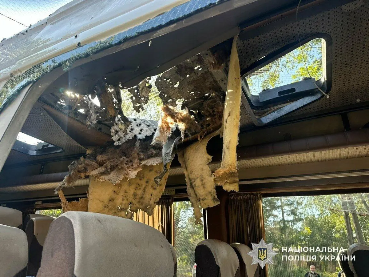FPV-дрон влучив у пасажирський автобус на Дніпропетровщині: п'ятеро загиблих