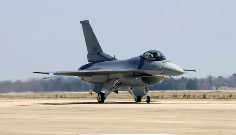 У Техасі під час навчального польоту розбився винищувач F-16 Нацгвардії