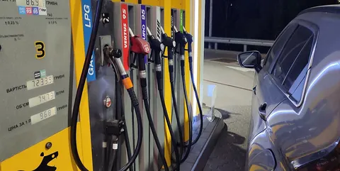 На АЗС України впровадять автосповіщення про наближення російських дронів