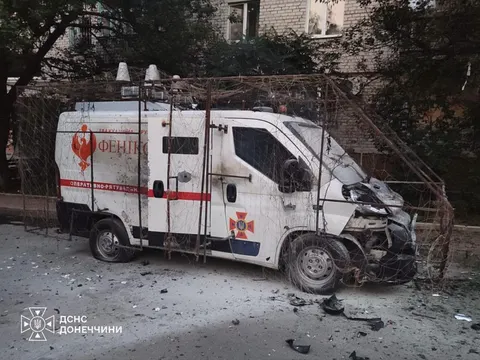 Fpv-дрони рф атакували авто рятувальників у Краматорську