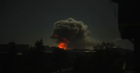 У Хмельницькому після атаки РФ загорівся ринок: що відомо